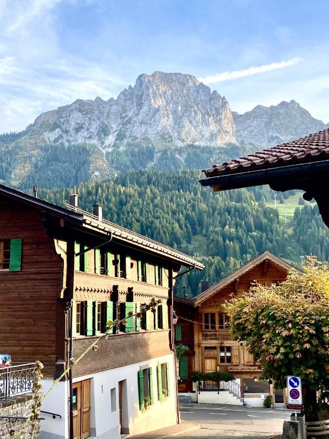 Hotel De Commune Gstaad Exterior photo