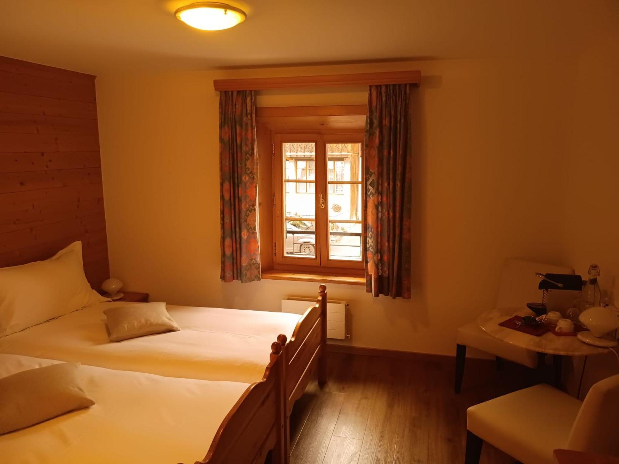 Hotel De Commune Gstaad Exterior photo